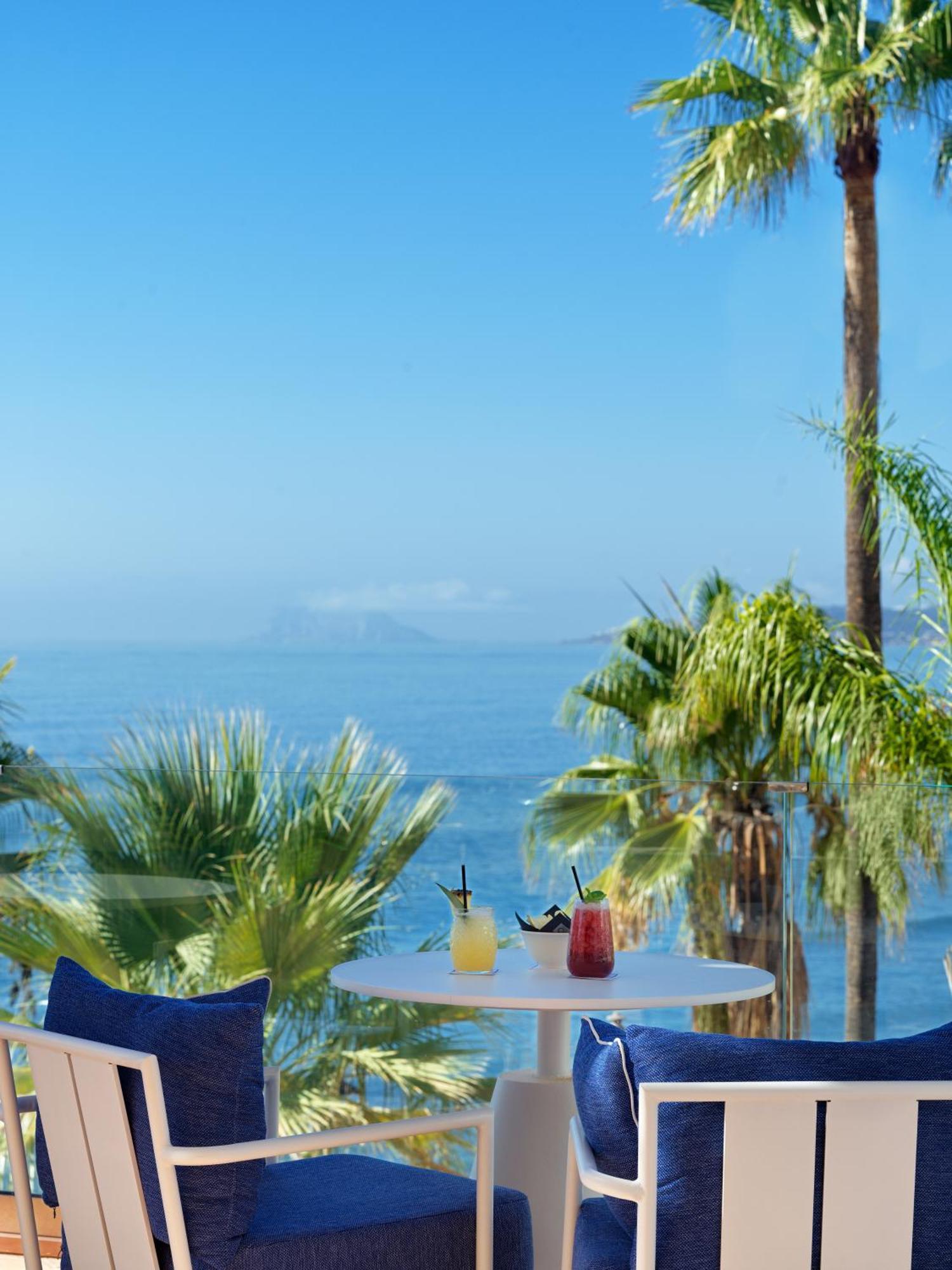 H10 Estepona Palace Exteriör bild